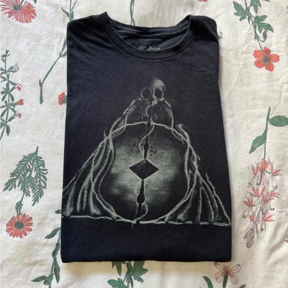 Wizarding World Of Harry Potter Other - Deathly Hallows Harry Potter Shirt